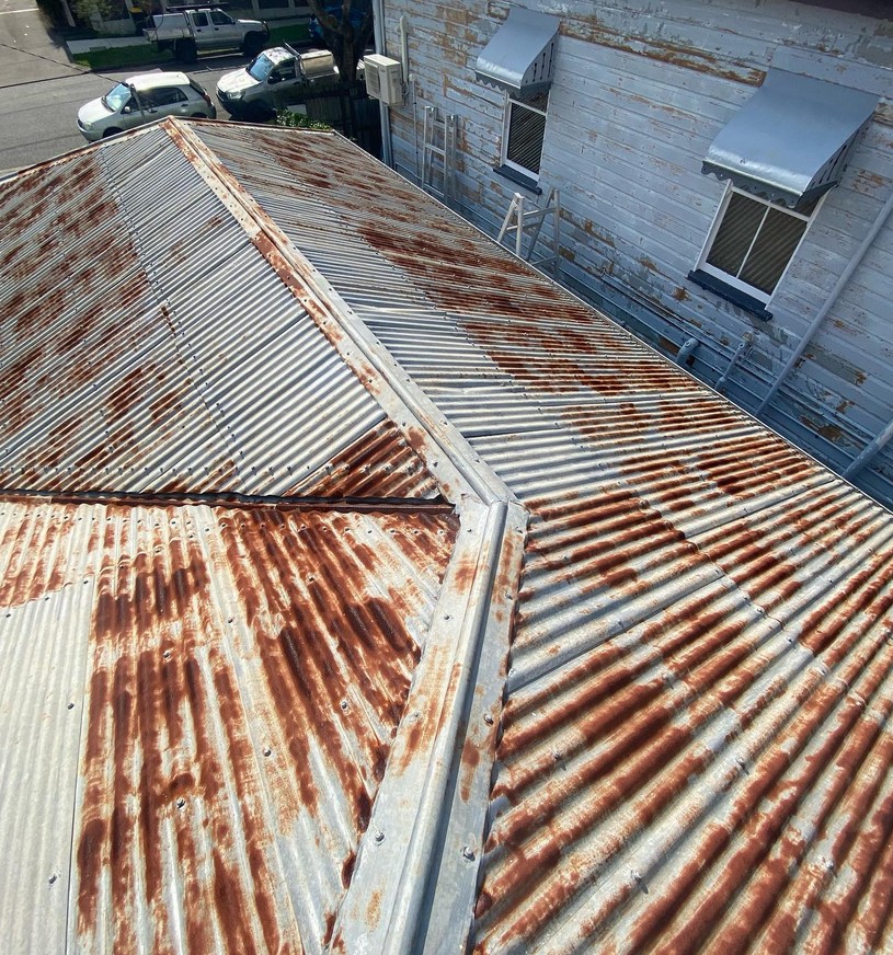 Painting a Metal Roof: Expert Tips from Brisbane